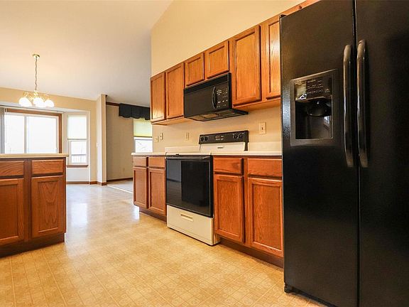 5th image of 5618 Providence Place Dr