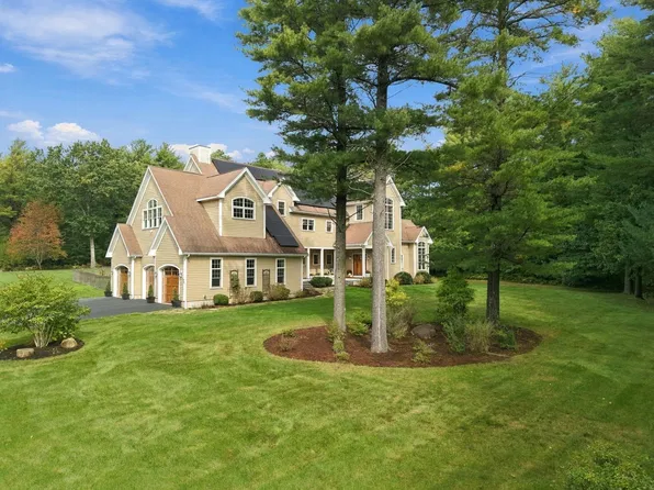 20 Hillside Ln, Duxbury, MA 02332