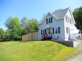 697 Main Rd N, Hampden, ME 04444