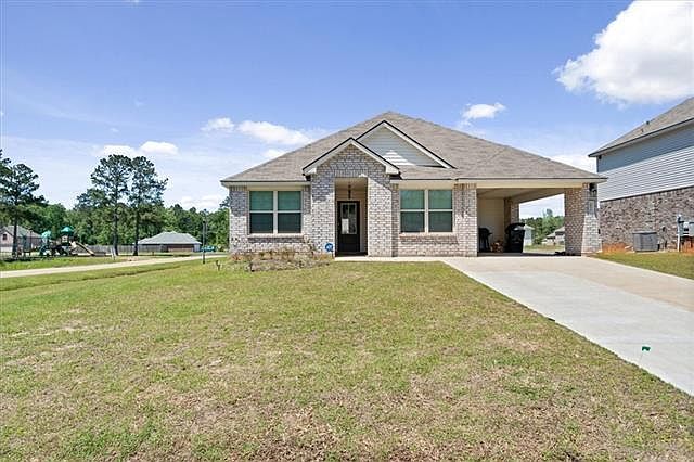 1st image of 48417 Red Fox Dr