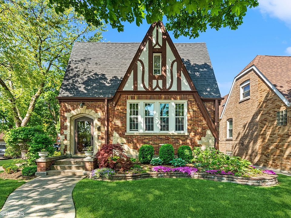 1st image of 3300 N Oak Park Ave