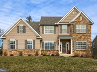 659 Crosslyn Dr, York, PA 17404