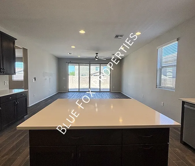 12013 E Ryscott Cir — Photo 7