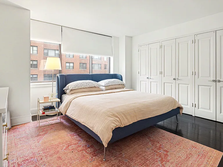 300 E 64th St #10A — Photo 3