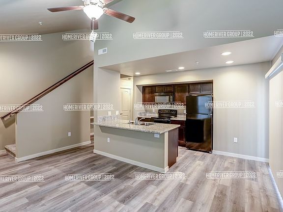 4th image of 205 Meadowview Ln N #8-103