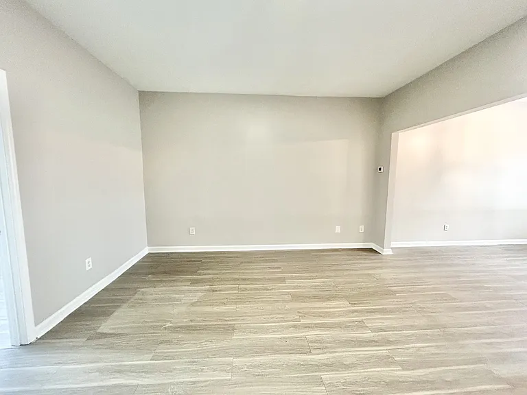 1026 Wheel House Ln #H — Photo 7
