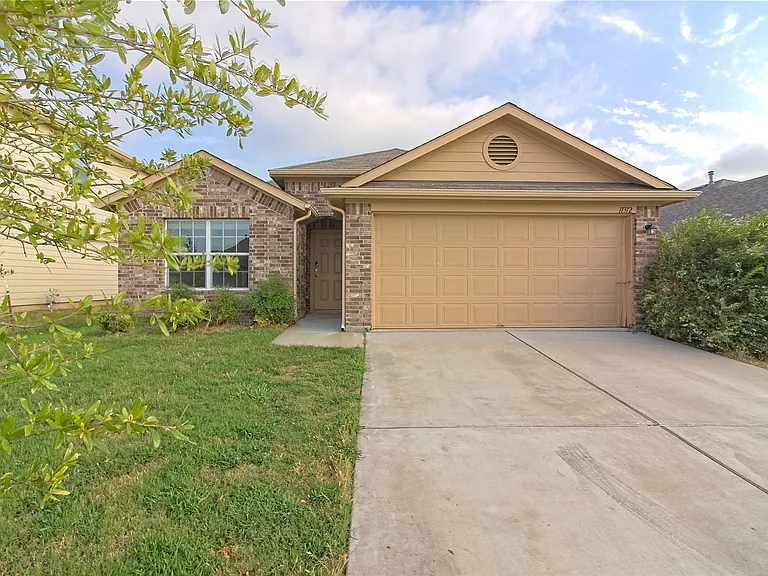 11312 Malta Dr — Photo 1