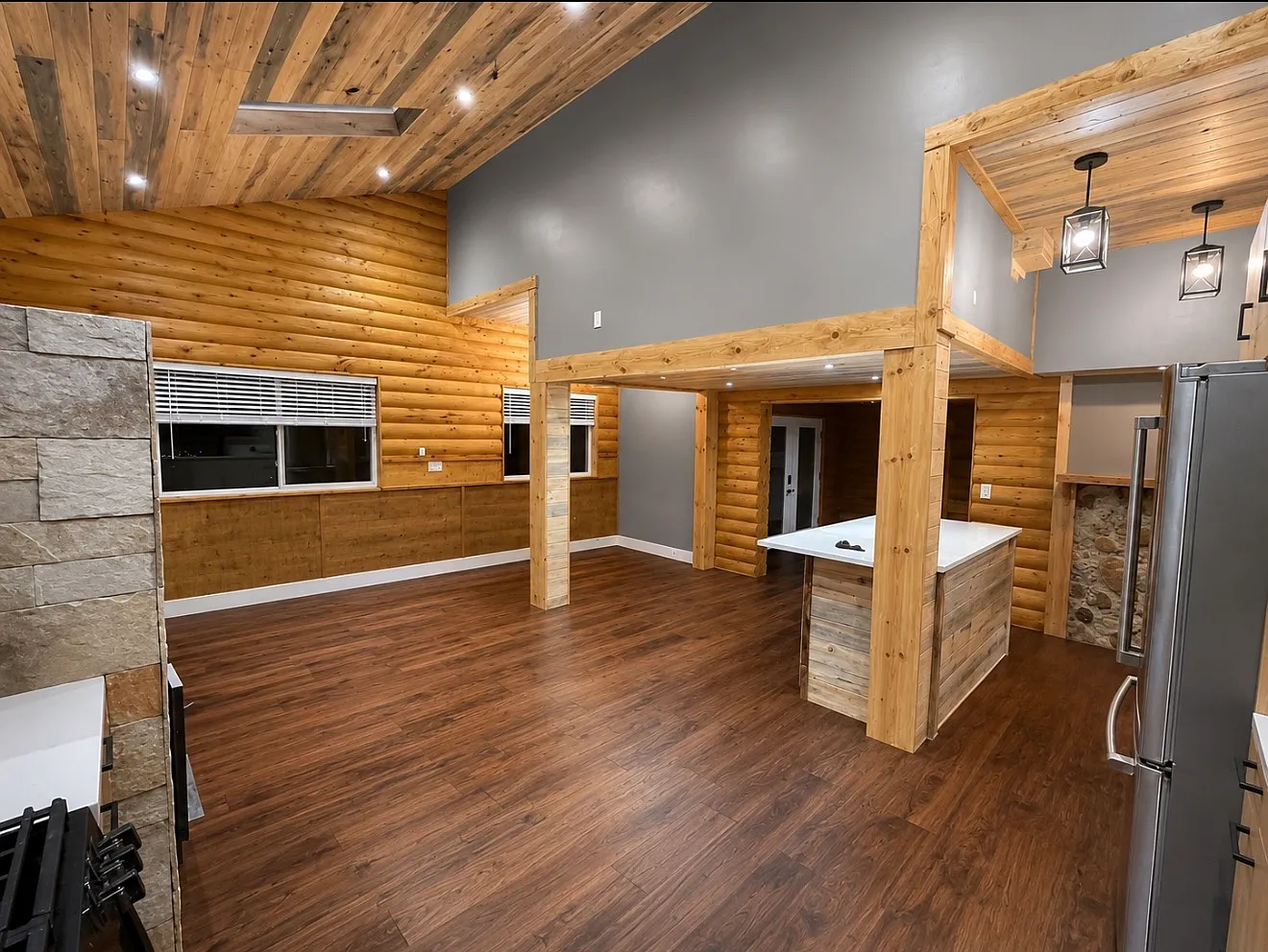 4 bed, 1930 sqft, $3,000 — Photo 3