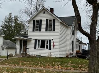414 S Higbee St, Reed City, MI 49677