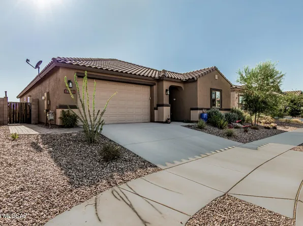 8707 N Ash Grove Ct, Tucson, AZ 85742
