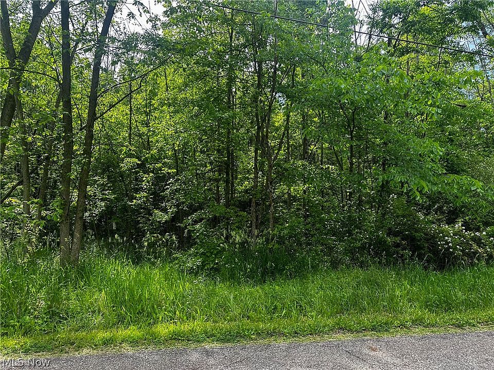 1st image of 2375 Howland Wilson Rd NE