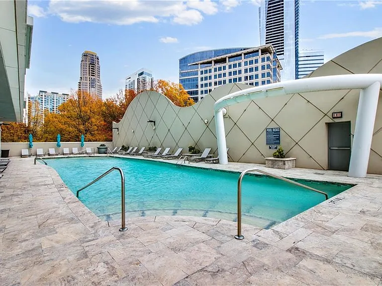 3338 Peachtree Rd NE #2401 — Photo 35