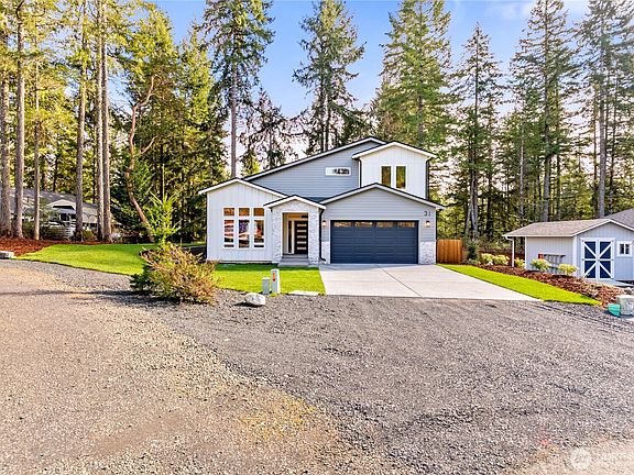 4th image of 31 E Rhododendron Court