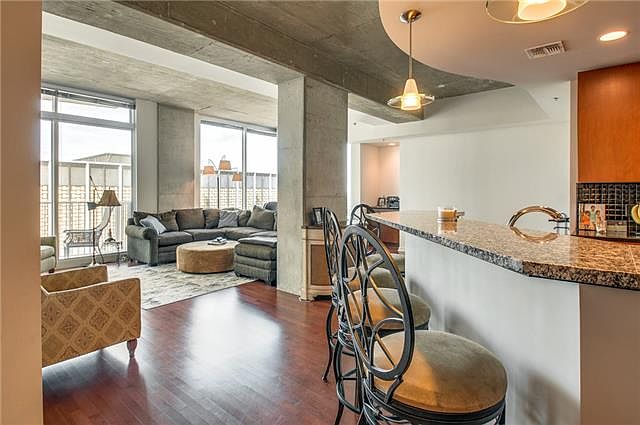 2nd image of 415 Church St APT 2501