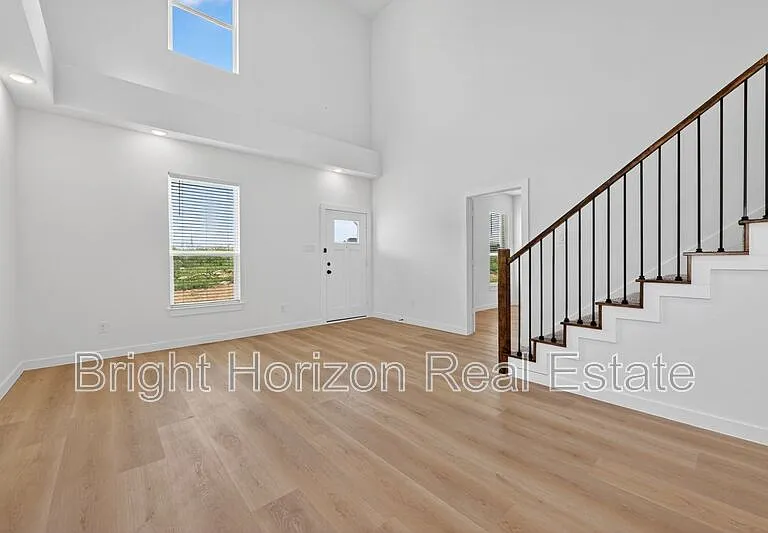 10524 Tube Dr #101 — Photo 4