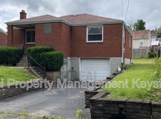 910 9th St, Clairton, PA