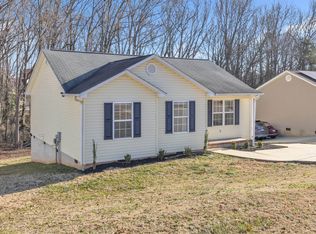 102 Tamelia Ct, Greer, SC 29650