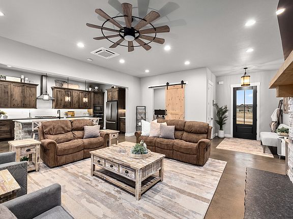 5th image of 697 Sweetgrass Ranch Rd