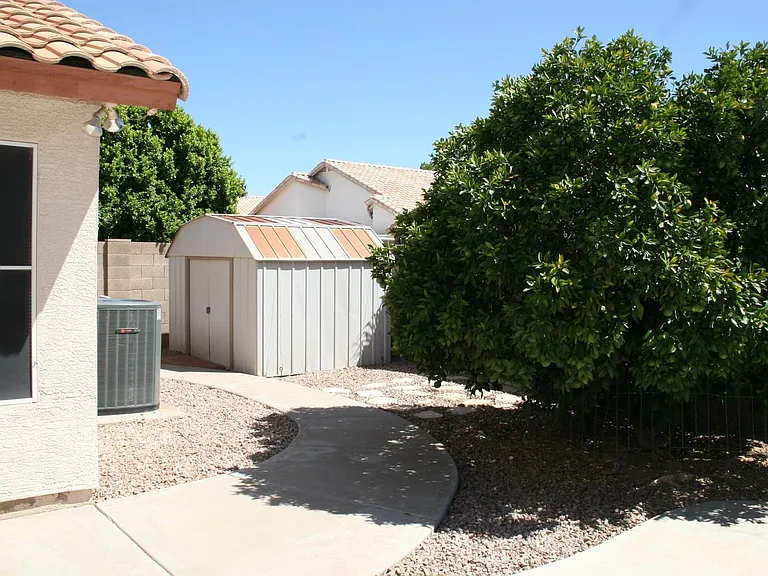 557 W Monte Ave — Photo 36