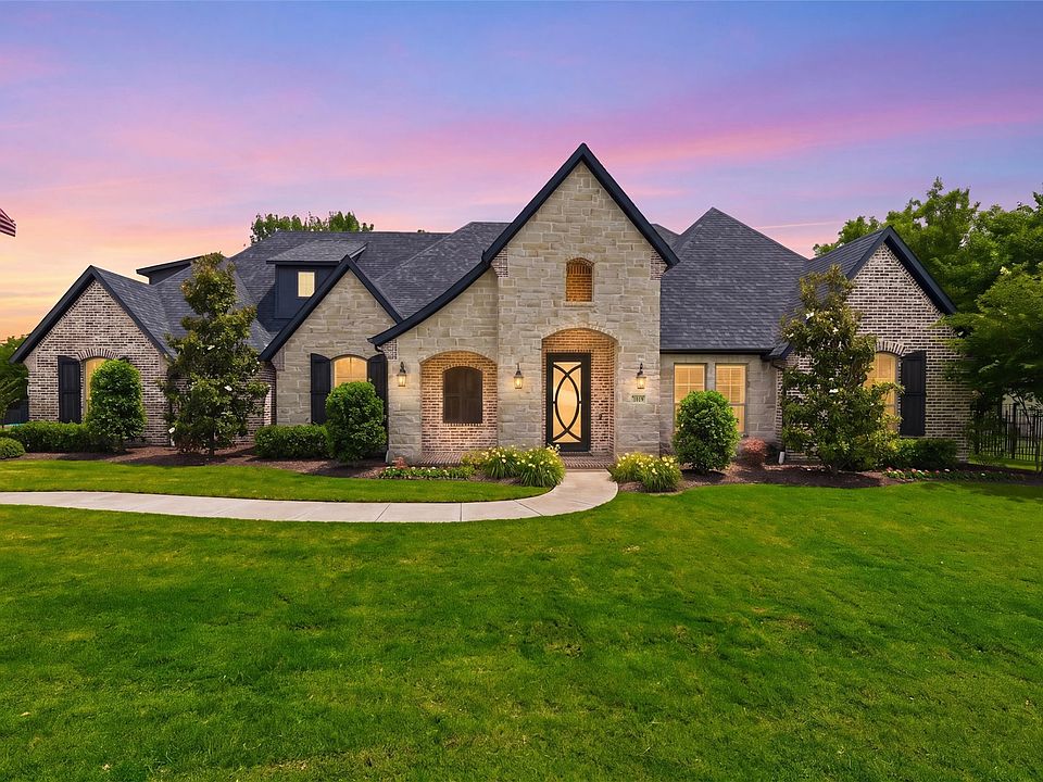 1st image of 1019 Country Way