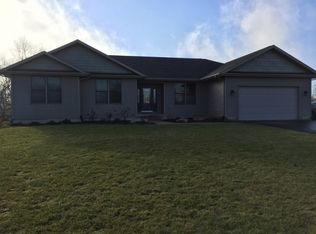 8554 S Rood Rd, Kingston, IL 60145