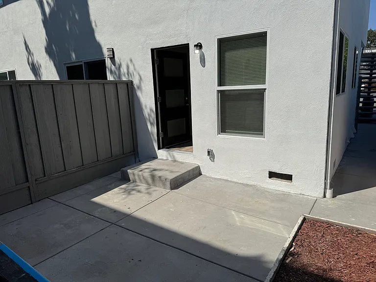 704 Fulton St #8 — Photo 1