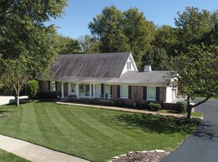 1718 Claymont Estates Dr, Chesterfield, MO