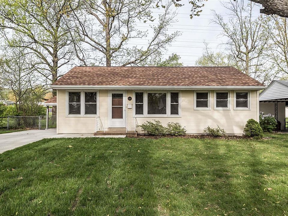 1st image of 825 Saint Patrice Ln