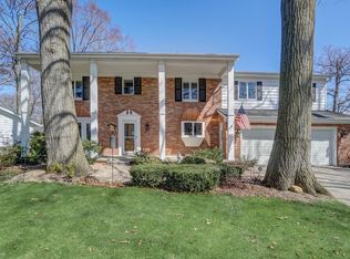 3018 E Village Ln, Port Huron, MI 48060