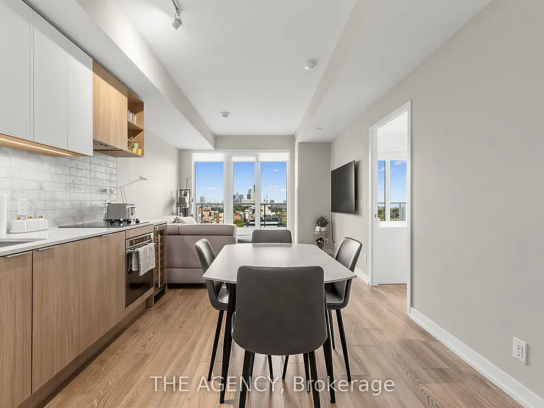 2020 Bathurst St #1817 — Photo 9