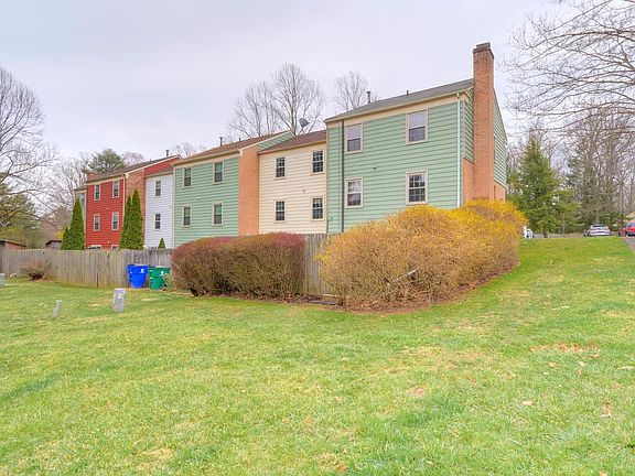 4th image of 2710 Wellesley Ct