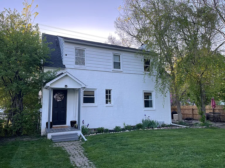 2528 Jefferson Ave — Photo 4