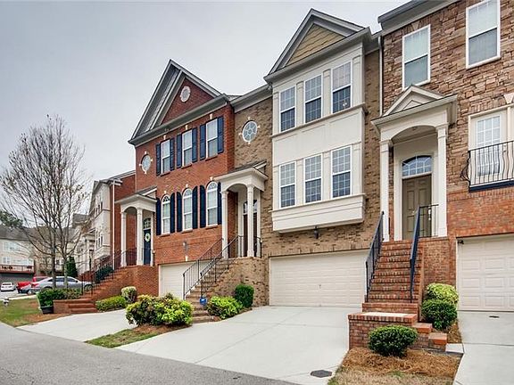 2nd image of 2143 Wylmoor Way SE