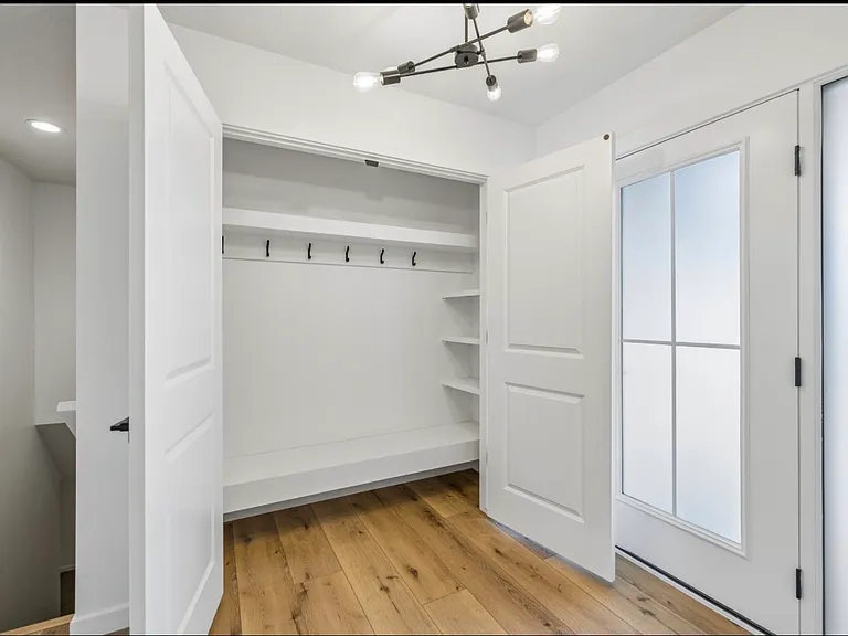 Castle Pine Dr — Photo 38