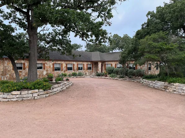 428 Akaloa Dr, Bastrop, TX 78602