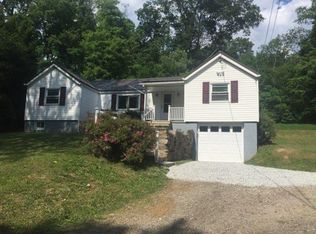 1016 N Fork Rd, Johnstown, PA 15905