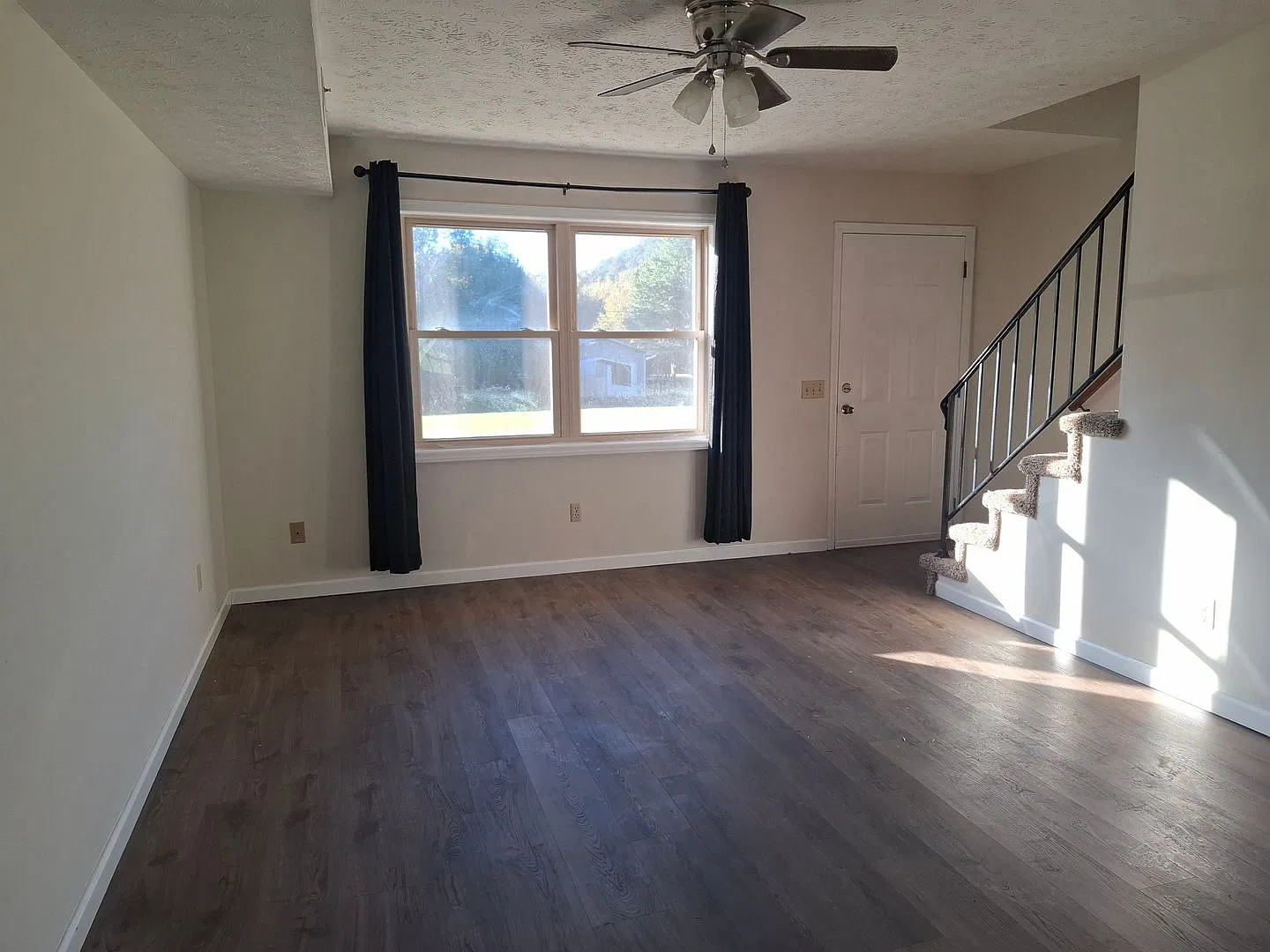 1419 Hilton Road — Photo 4