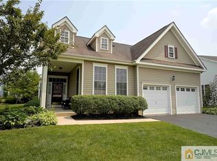 21 Hagerty Ln, Cranbury, NJ 08512