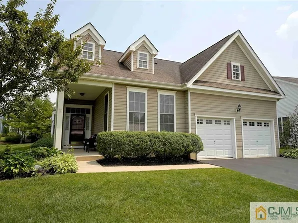 21 Hagerty Ln, Cranbury, NJ 08512