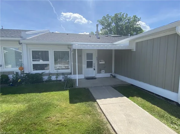 36 McKenna Ct, Hamilton, ON L9B 1T8