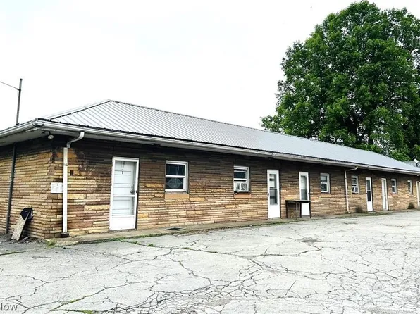 1120-1140 Main St, Follansbee, WV 26037