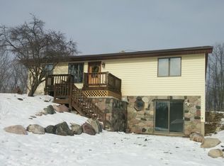 7820 Peck Lake Rd, Saranac, MI 48881