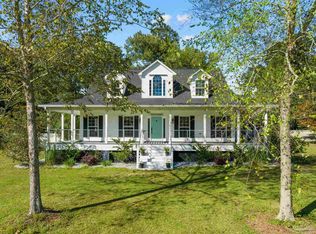 500 Man O War Cir, Cantonment, FL 32533