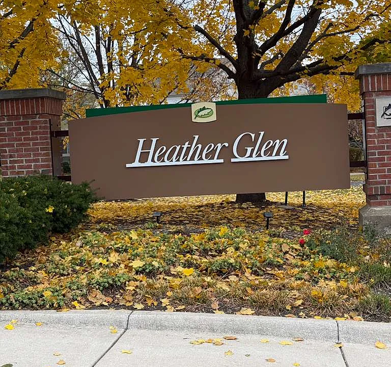 72 Heather Glen Dr