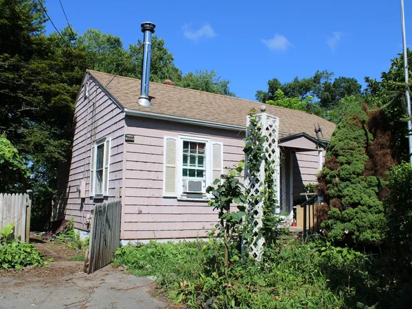 46 Morningside Drive West, Bristol, CT 06010