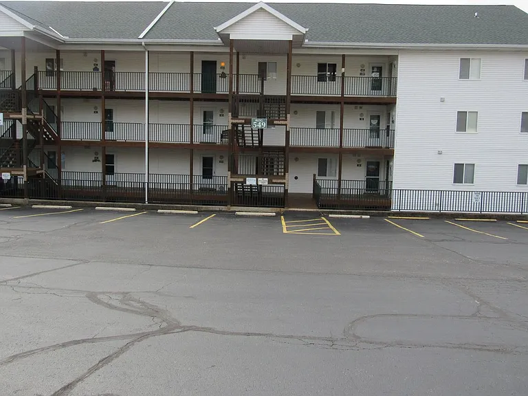 549 Park Place Dr #1E — Photo 27