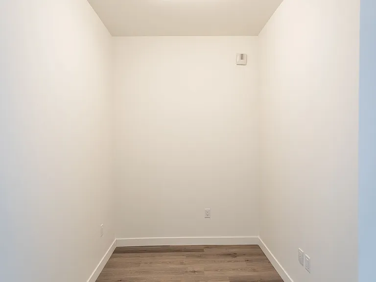 461 Green Rd #618 — Photo 19