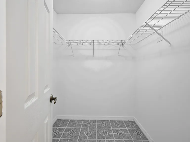 341 Shamrock Rd — Photo 12