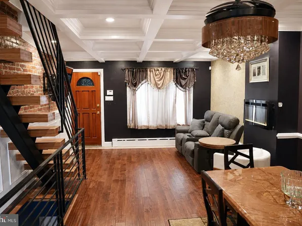 1729 Stocker St, Philadelphia, PA 19145