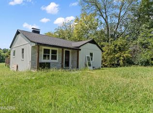 1009 Mabry Hood Rd, Knoxville, TN 37932
